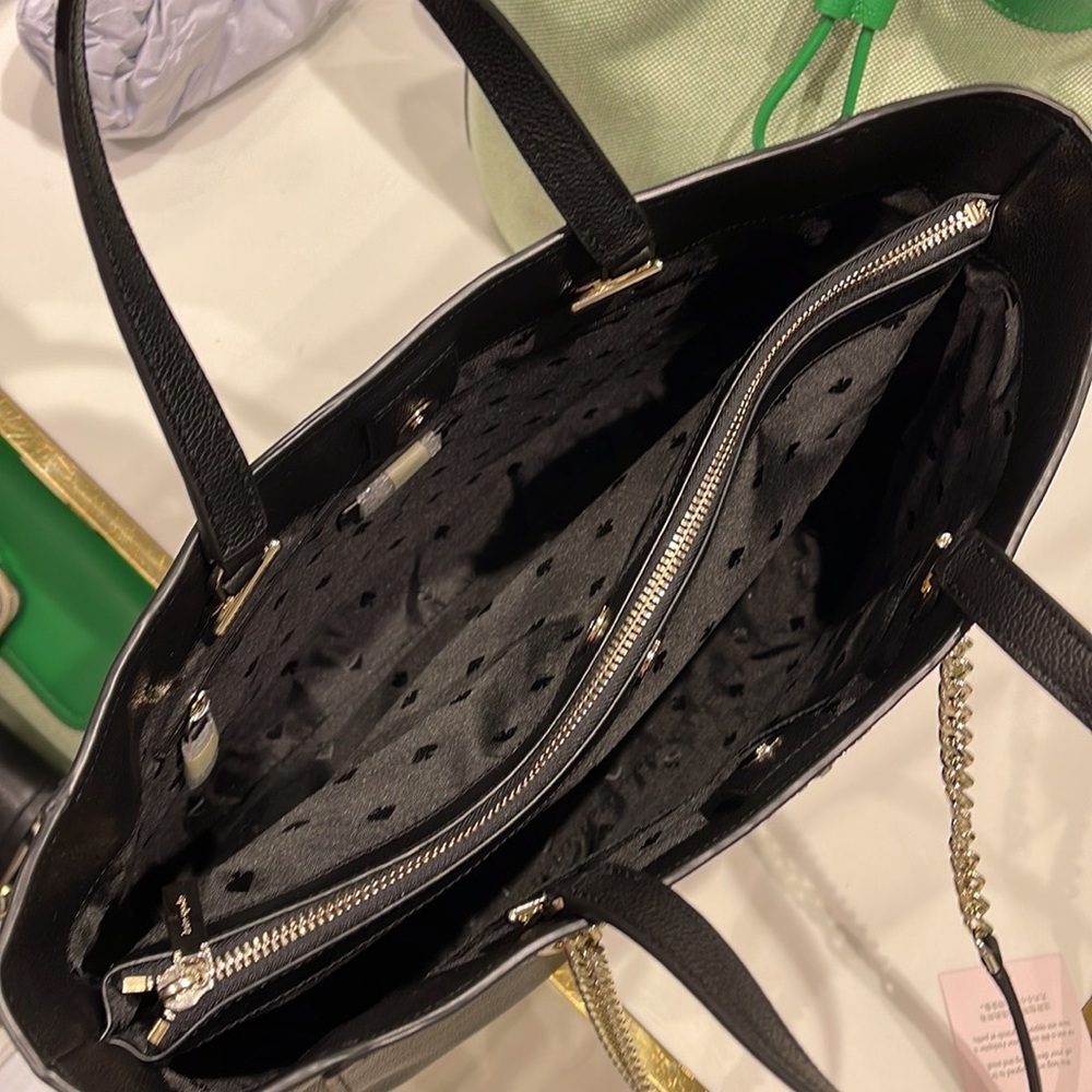 Kate Spade Infinite Large Triple Compartment Tote
COLOR:
Black - Picture 10 of 16